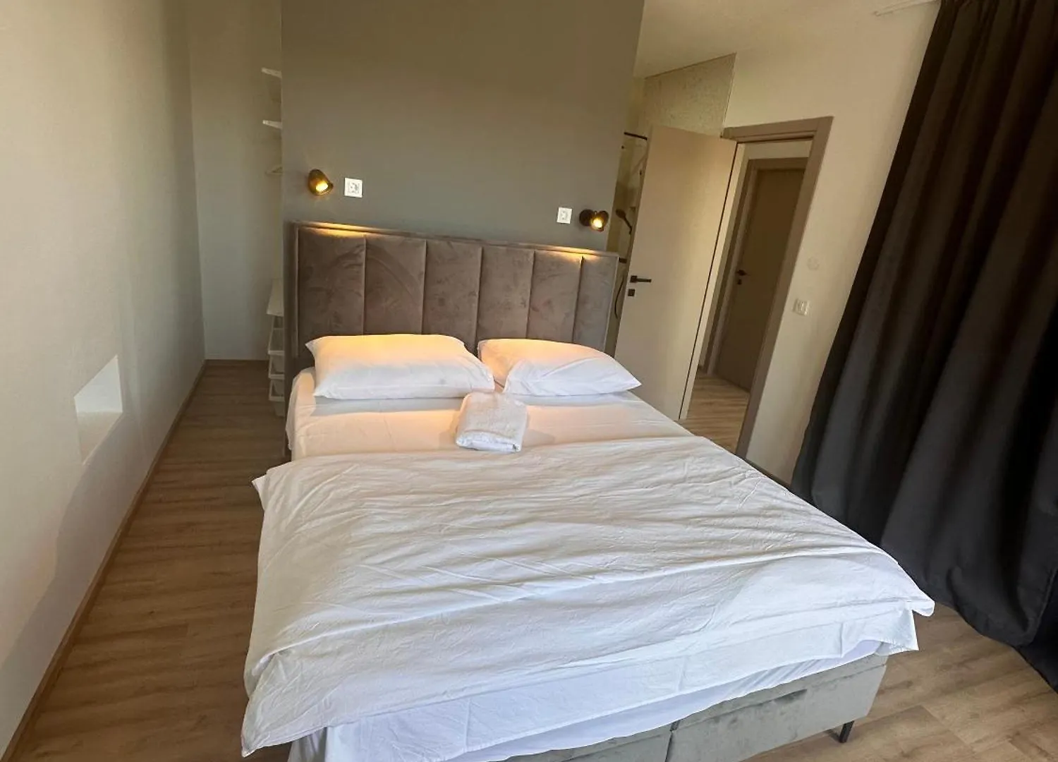 Apartments By The Sea Pakostane, Biograd - 23357 0*, Pakostane Croatia