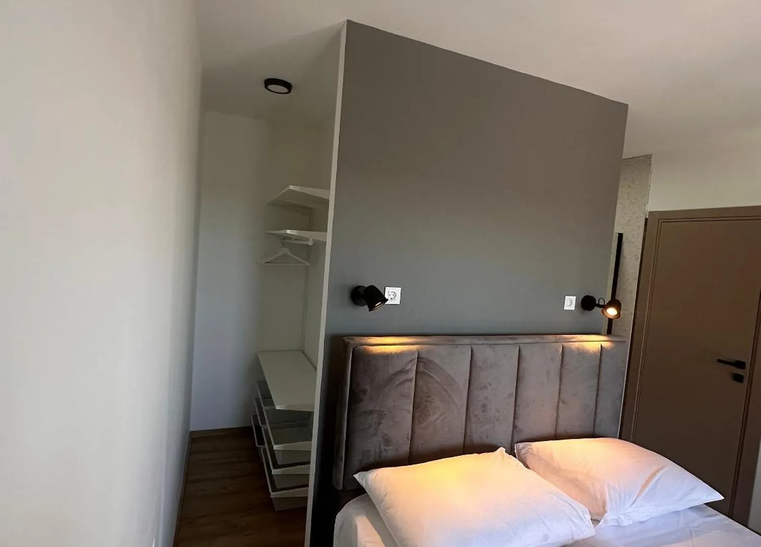 Apartments By The Sea Pakostane, Biograd - 23357 0*, Pakostane Croatia